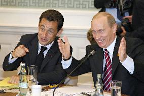 Sarkozy Slammed For Call To Compromise With Russia