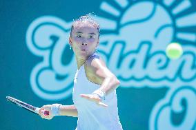 (SP)US-SAN FRANCISCO-TENNIS-GOLDEN GATE OPEN-WOMEN'S SINGLES