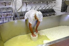 Mahon Cheese Making - Menorca