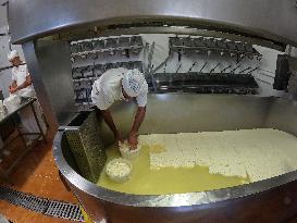 Mahon Cheese Making - Menorca