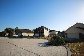 Houston Police Destroy House With Suspect Inside (Aftermath)