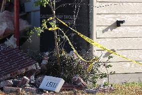 Houston Police Destroy House With Suspect Inside (Aftermath)