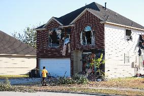 Houston Police Destroy House With Suspect Inside (Aftermath)