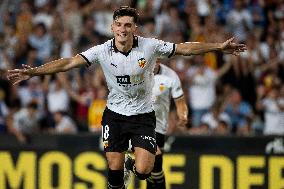 Valencia CF v UD Las Palmas - LaLiga EA Sports