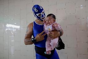 Principe De Seda, Mexican Wrestler, Performs In Xochimilco, Mexico City