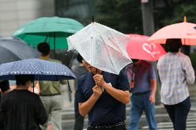 Xinhua Headlines: China uses AI for enhanced precision in forecasting extreme weather