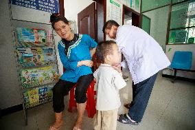 CHINA-GUIZHOU-RURAL DOCTORS-FAMILY (CN)