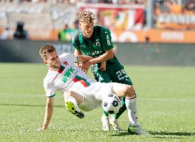 (SP)GERMANY-AUGSBURG-FOOTBALL-BUNDESLIGA-AUGSBURG VS MOENCHENGLADBACH