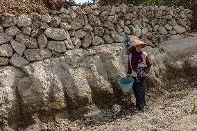 Villagers In Kebumen Work Together To Renovate Broken Road