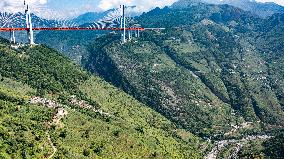 CHINA-GUIZHOU-WORLD'S HIGHEST BRIDGE-RURAL INN (CN)