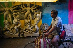 Daily Life In Kolkata, India