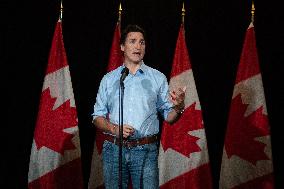 Trudeau Deploys Military To Tackle Blazes Across BC - Canada