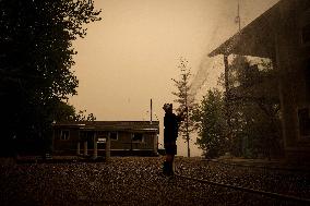 Explosive Wildfire Engulfs Shuswap Lake Region - Canada