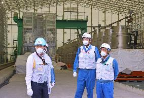 Japan PM Kishida visits Fukushima plant