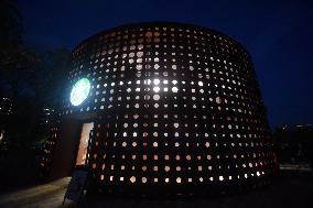 Starbucks Oil Tank Store Appears in Hangzhou