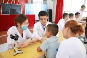 CHINA-XINJIANG-MEDICAL AID (CN)