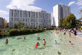 Children Swim In A Natural Pond - Pantin