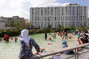 Children Swim In A Natural Pond - Pantin
