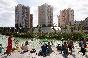 Children Swim In A Natural Pond - Pantin