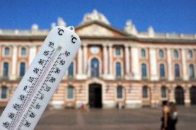 Heatwave: Red Alert For Heat In Toulouse