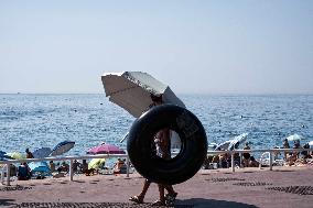 FRANCE-NICE-DAILY LIFE-HEATWAVE