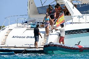 Players Of The Spanish Women's Soccer Team Enjoy A Break - Ibiza