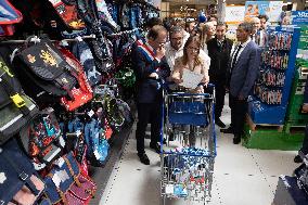 Aurore Berge shopping for back-to-school supplies - Rueil-Malmaison