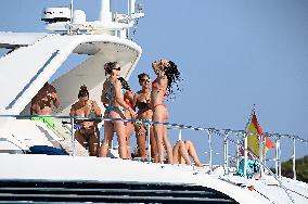 Players Of The Spanish Women's Soccer Team Enjoy A Break - Ibiza