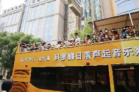 Open-top Bus Disappear in Shanghai