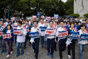 Democratic Party Rally Against Japan After Fukushima Begins Releasing Treated Radioactive Water In Seoul