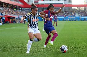 FC Barcelona v Juventus - Womens Gamper Trophy