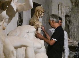 Andrea Bocelli Visiting The Bozzetti Museum - Pietrasanta