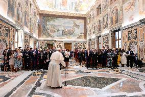 Pope Francis In Private Audience - Vatican