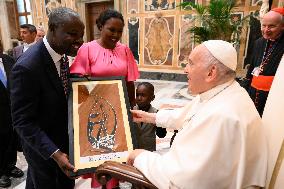 Pope Francis In Private Audience - Vatican