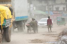 Dhaka Blanketed In Dust - Bangladesh