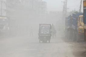 Dhaka Blanketed In Dust - Bangladesh