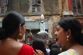 Daily Life In Kolkata, India