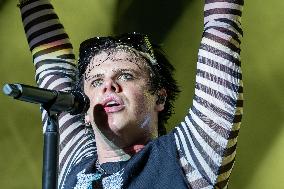 YUNGBLUD live performs in Romano d’Ezzelino, Vicenza