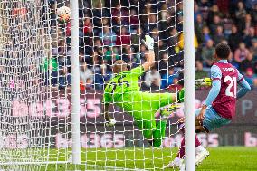 Burnley FC v Aston Villa - Premier League