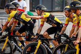 LA VUELTA - Stage 1 Practice