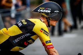 LA VUELTA - Stage 1 Practice