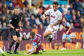 Burnley FC v Aston Villa - Premier League