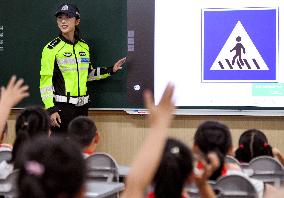 CHINA-XINJIANG-URUMQI-SCHOOL-NEW SEMESTER (CN)