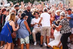 Matteo Bocelli Street Performance In Krakow, Poland