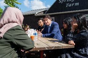 Trudeau Visits A Farm - Ontario