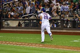 Texas Rangers v New York Mets