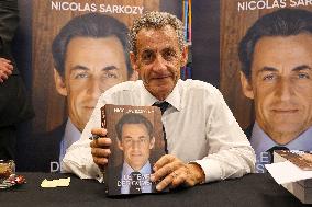 Nicolas Sarkozy Book Signing - Arcachon