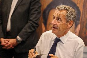 Nicolas Sarkozy Book Signing - Arcachon