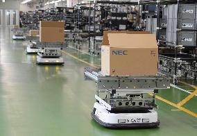 Robots at NEC Platforms' new factory