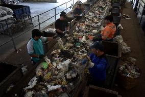 The Problem Of Waste Management In The Indonesian Waste Landfill